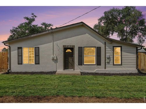 701 35th St, Evans, CO, 80620-2212 | Card Image