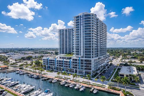 1011-220 Lake Shore Dr, Lake Park, FL, 33403-3584 | Card Image