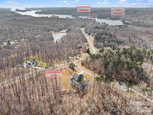 106 Windbluff Dr, Statesville, NC, 28677-2463 | Card Image