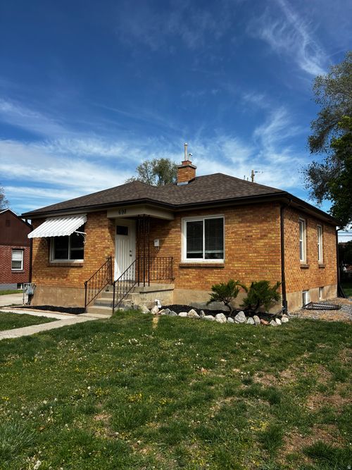 698 Maple St, South Ogden, UT, 84403-1920 | Card Image