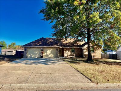 437 Jessie Street, House other with 3 bedrooms, 2 bathrooms and null parking in Lebanon MO | Image 3