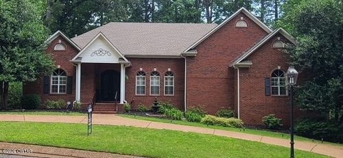 16 Fields Chase, Jackson, TN, 38305-7803 | Card Image