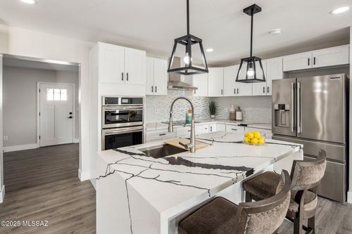 538 N 74th St, Scottsdale, AZ, 85257-4320 | Card Image