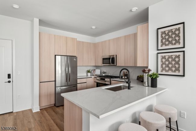18 Park Ave, Home with 3 bedrooms, 2 bathrooms and null parking in Old Tappan NJ | Image 17