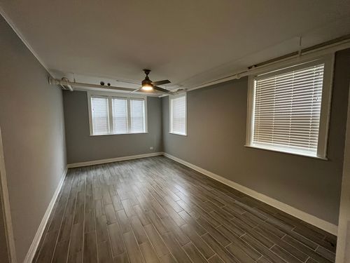 g-2838 W Addison St, Chicago, IL, 60618-4619 | Card Image
