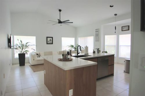 15230 Sw 51st St, Miramar, FL, 33027-3607 | Card Image