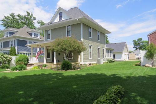 520 1st Ave Se, Le Mars, IA, 51031-2346 | Card Image
