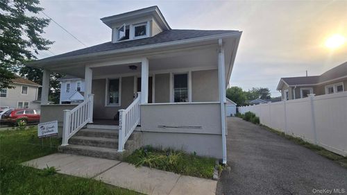 2nd-floor-152 5th Ave, Bay Shore, NY, 11706-6414 | Card Image