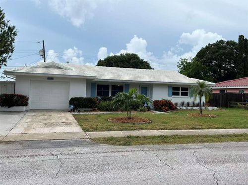 11093 54th Ave N, St Petersburg, FL, 33708-2944 | Card Image