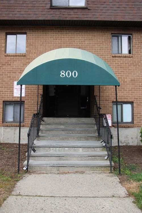 apt-23-800 County St, Taunton, MA, 02780-3762 | Card Image