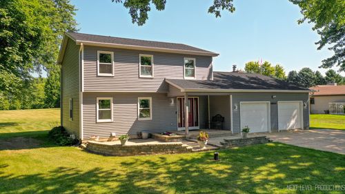 48W142 Milnamow Dr, Maple Park, IL, 60151-9200 | Card Image