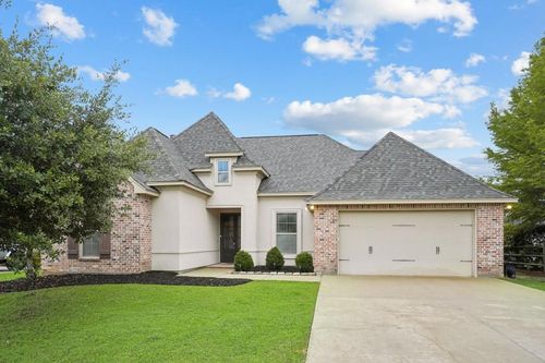 1004 Cypress Crossing Dr, Madisonville, LA, 70447-3249 | Card Image