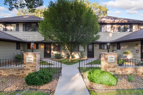13316 Zenith Ln, Eden Prairie, MN, 55346-3259 | Card Image
