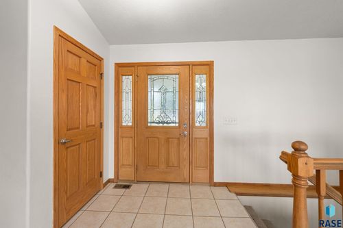 7720 W Justice St Street, Sioux Falls, SD, 57106 | Card Image
