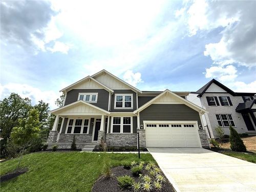 2623 Golden Glenn Ln, Dayton, OH, 45429 | Card Image