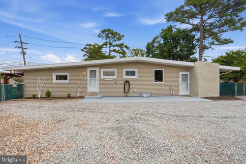 49 Wildgeese Cir, BROWNS MILLS, NJ, 08015-6561 | Card Image