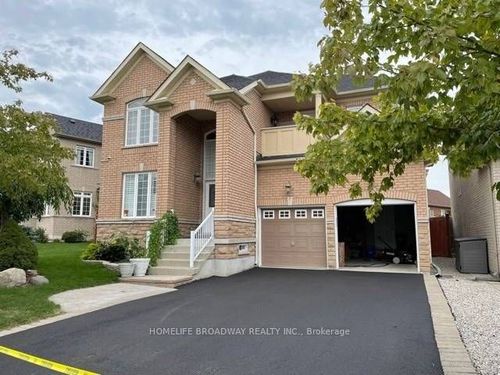 48 Townwood Dr, Richmond Hill, ON, L4E4S9 | Card Image