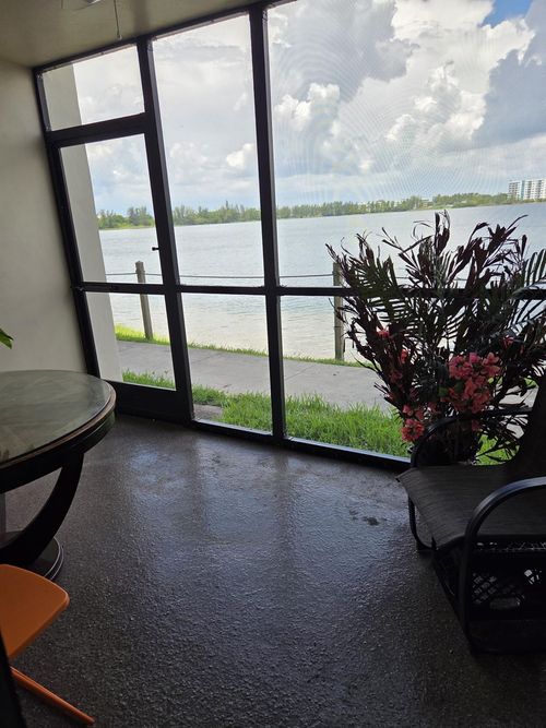 apt-109-116 Lake Emerald Dr, OAKLAND PARK, FL, 33309-6260 | Card Image