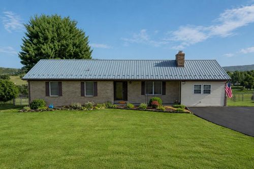 192 Whispering Pines Rd, Max Meadows, VA, 24360-3324 | Card Image