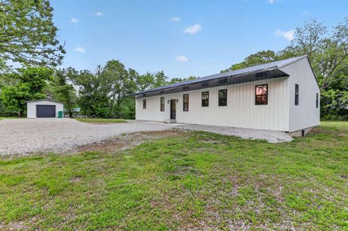 938 Post Oak Road, Willow Springs, MO, 65793 | Card Image