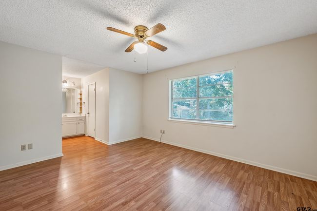 404 E Acker Tap, House other with 3 bedrooms, 2 bathrooms and null parking in Whitehouse TX | Image 15