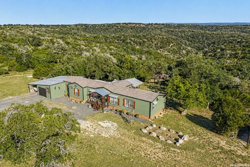 378 Aime Real Ranch Rd, Kerrville, TX, 78028-2127 | Card Image