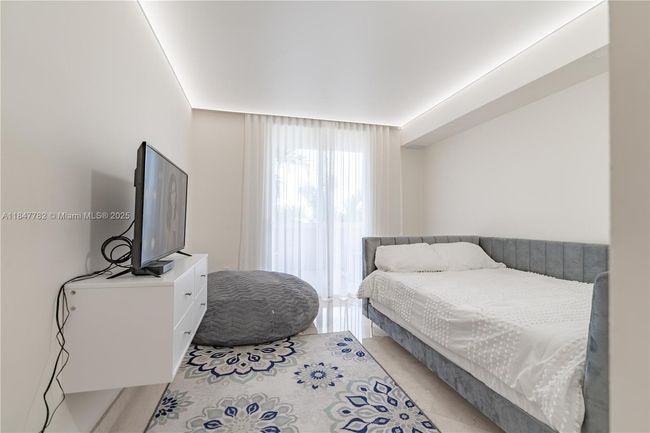 APT-508 - 17555 Atlantic Blvd, Condo with 3 bedrooms, 2 bathrooms and null parking in Sunny Isles Beach FL | Image 24