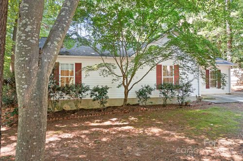 134 Mills Valley Dr, Mooresville, NC, 28117-5400 | Card Image