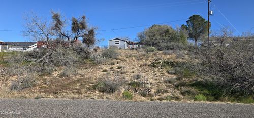 884-20628 E Deer Valley Lane, Mayer, AZ, 86333 | Card Image