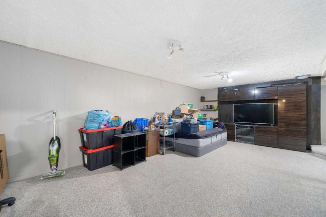 48 Franklin Dr Se, House other with 3 bedrooms, 2 bathrooms and 2 parking in Calgary AB | Image 24