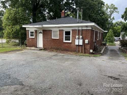 423 W Kingston Ave, Charlotte, NC, 28203-4432 | Card Image
