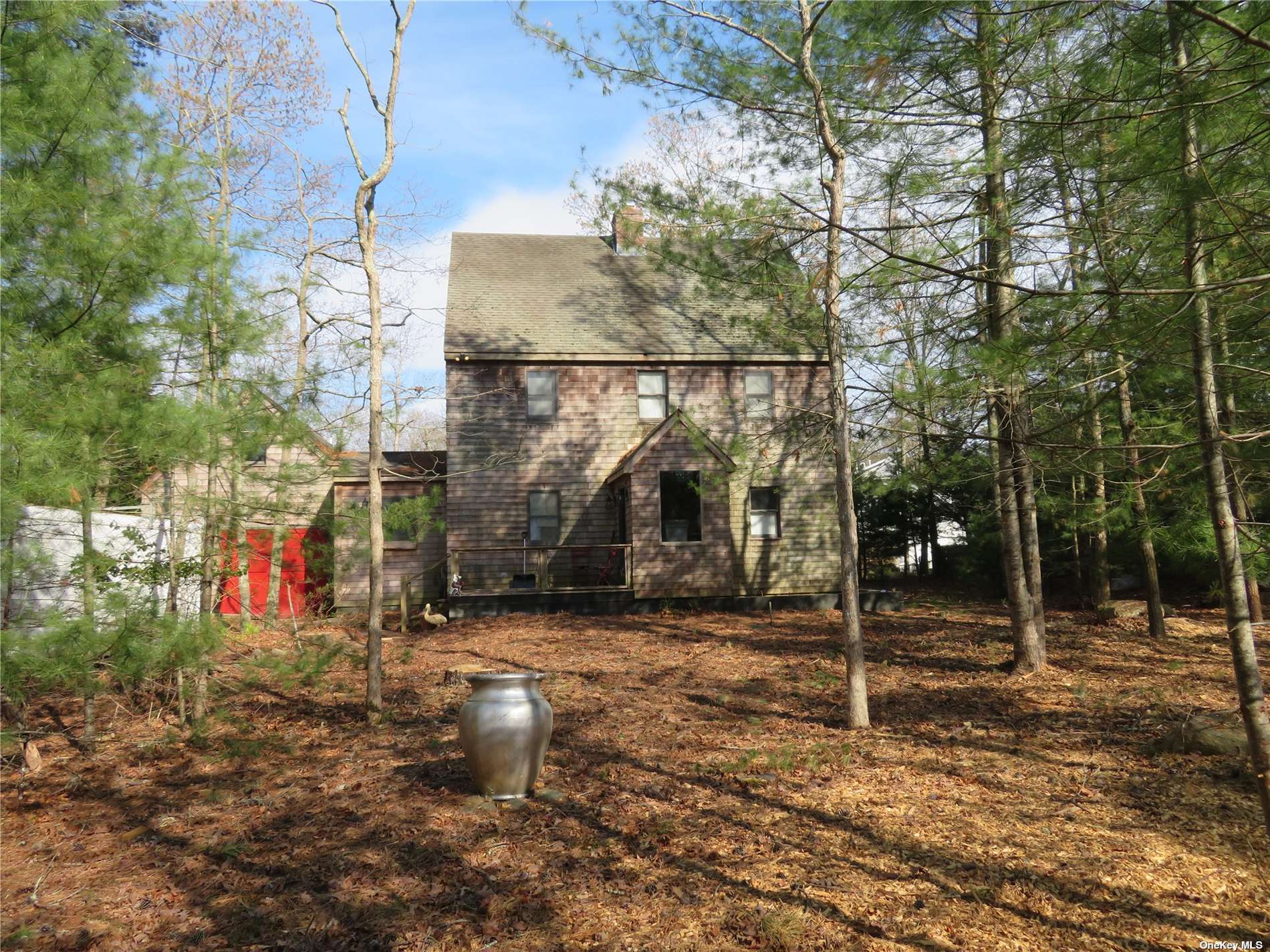 Swamp Rd, East Hampton, NY 11937