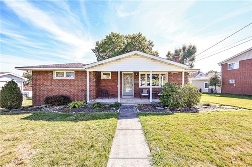 208 Sherwood Cir, Youngwood, PA, 15697-1414 | Card Image