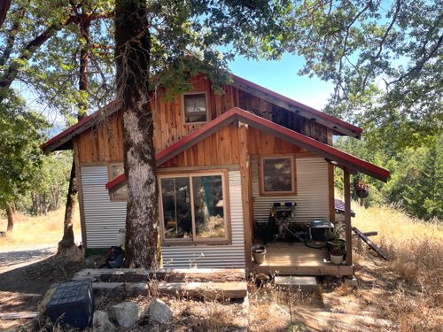 3806 Thomas Rd, Miranda, CA, 95553-9208 | Card Image