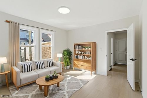 56 Holmes St, Belleville, NJ, 07109-3123 | Card Image