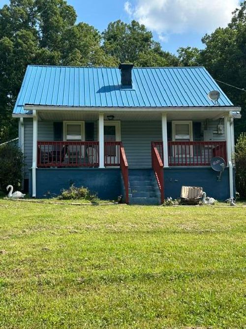 2995 Doe Run Rd, Rocky Mount, VA, 24151 | Card Image