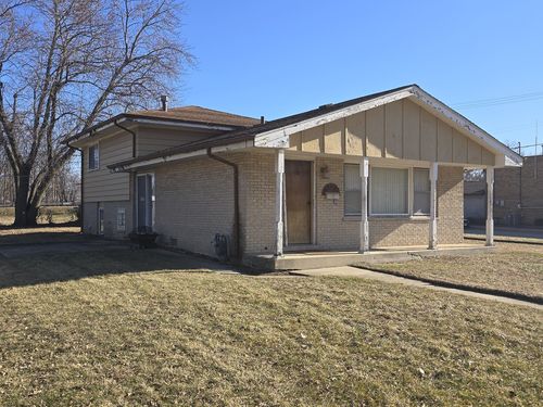 14057 S Hoxie Ave, Burnham, IL, 60633-2122 | Card Image