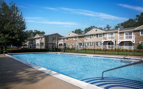 7-2l-9 Williams Blvd, Lake Grove, NY, 11755-2401 | Card Image