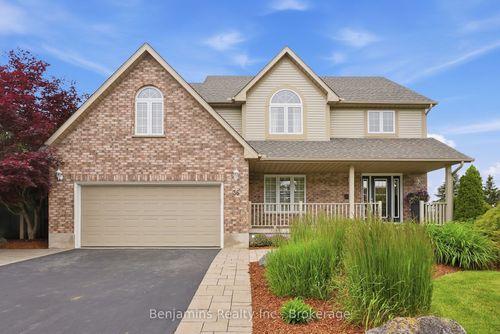 36 Weberlyn Crescent, Woolwich, ON, N0B1N0 | Card Image