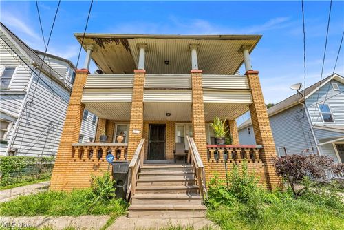 9607 Sophia Ave, Cleveland, OH, 44104-4674 | Card Image