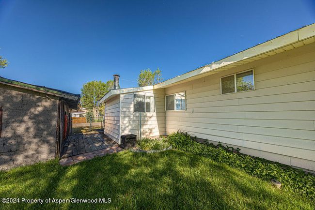 1008 Washington St, House other with 3 bedrooms, 2 bathrooms and null parking in Craig CO | Image 37