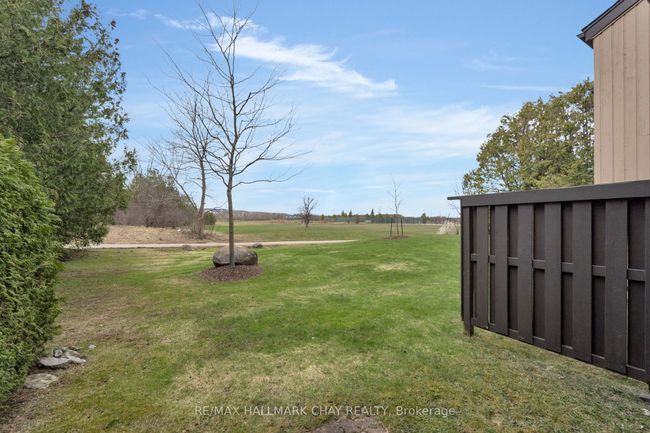 172 Escarpment Cres, Condo with 2 bedrooms, 1 bathrooms and 1 parking in Collingwood ON | Image 20