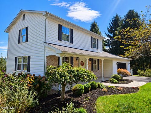 411 Ridge Ave, Altoona, PA, 16602-2941 | Card Image