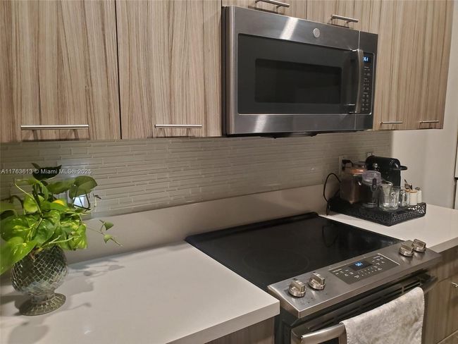 UNIT-9 - 10407 Nw 82 Nd St, Condo with 3 bedrooms, 3 bathrooms and null parking in Doral FL | Image 7