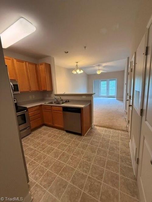 302-4455 Brassfield Dr, Winston-Salem, NC, 27105-2678 | Card Image