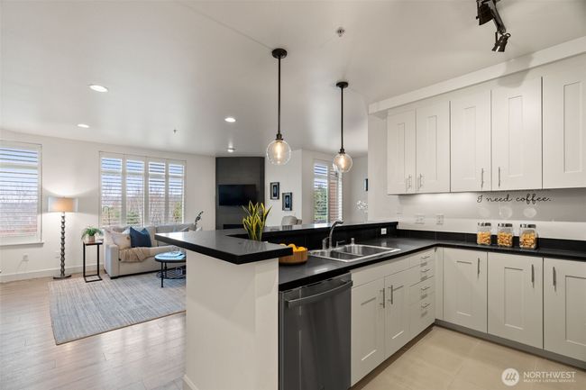 APT-106 - 61 Pine St, Condo with 1 bedrooms, 1 bathrooms and 1 parking in Edmonds WA | Image 14