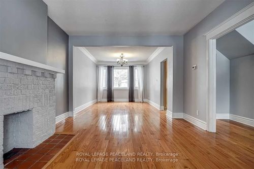 50 Manor Rd E, Toronto, ON, M4S1P8 | Card Image