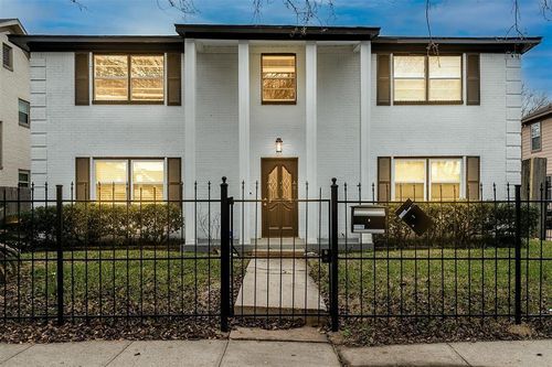 2-2614 Cleburne St, Houston, TX, 77004-5400 | Card Image