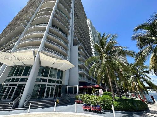 apt-1128-690 Sw 1st Ct, MIAMI, FL, 33130-2912 | Card Image