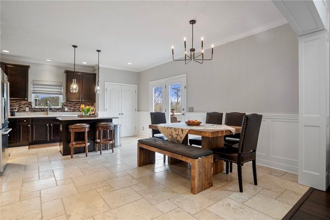 Dining area in kitchen | Image 9